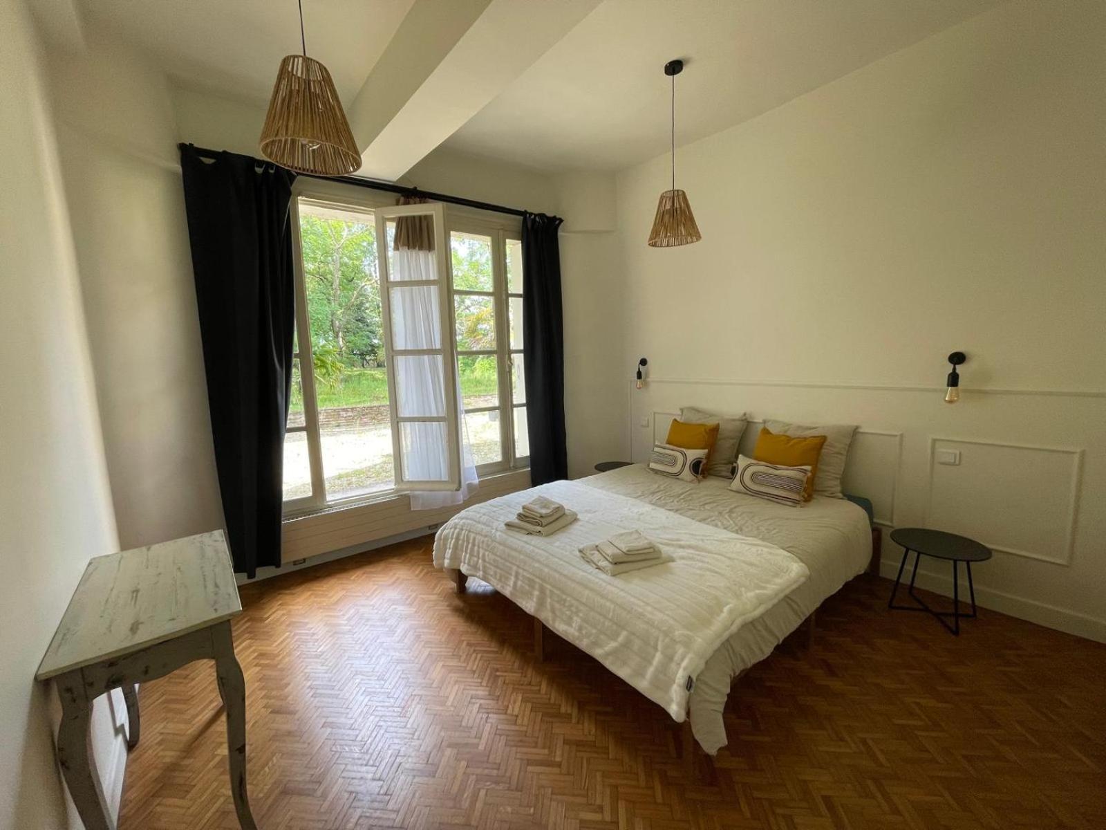 Chateau De Ferregues - L'Appart Tonneins Luaran gambar